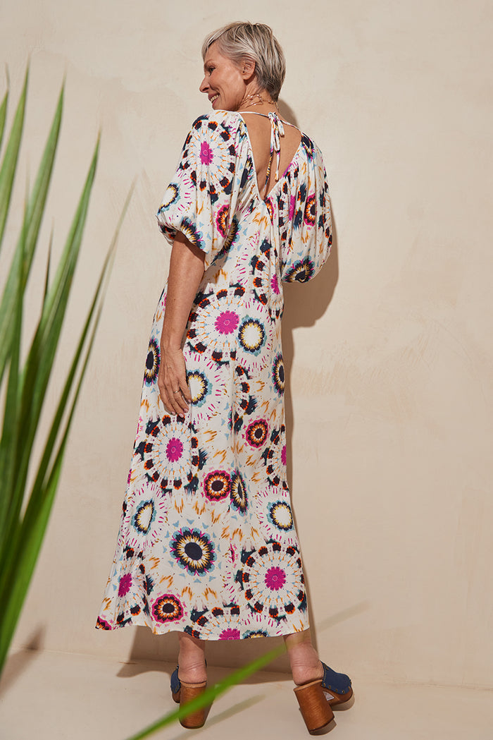 ROBE LAURELIA