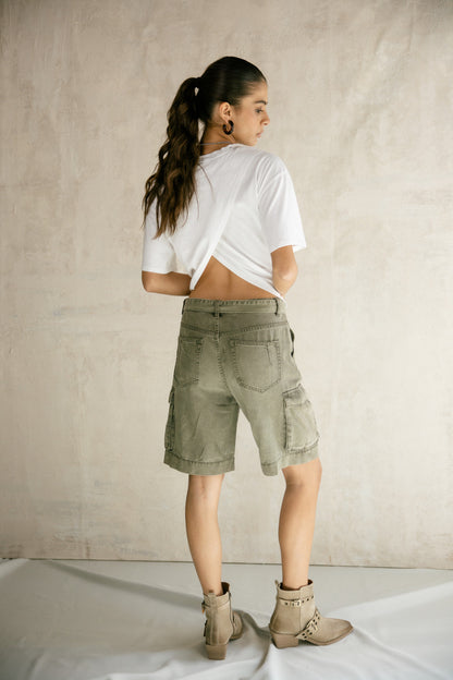 SHORT SOANN KAKI